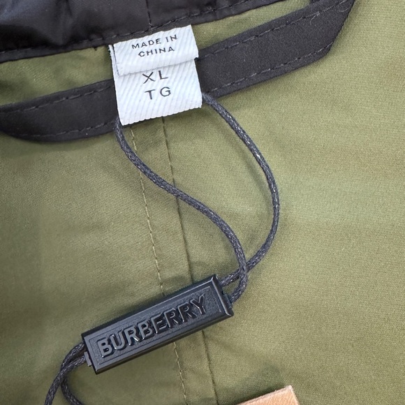 Burberry Compton Hooded Jacket - Picture 6 of 10